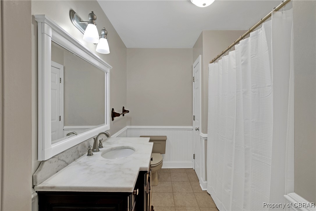 8246 Robins Neck Road Gloucester, VA 23061 - Photo 14 of 50