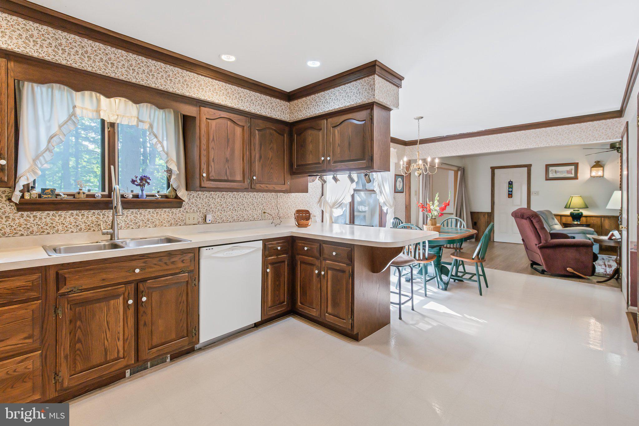 701 Corvair Road Lancaster, PA 17601 - Photo 8 of 39 Gallery Image 8