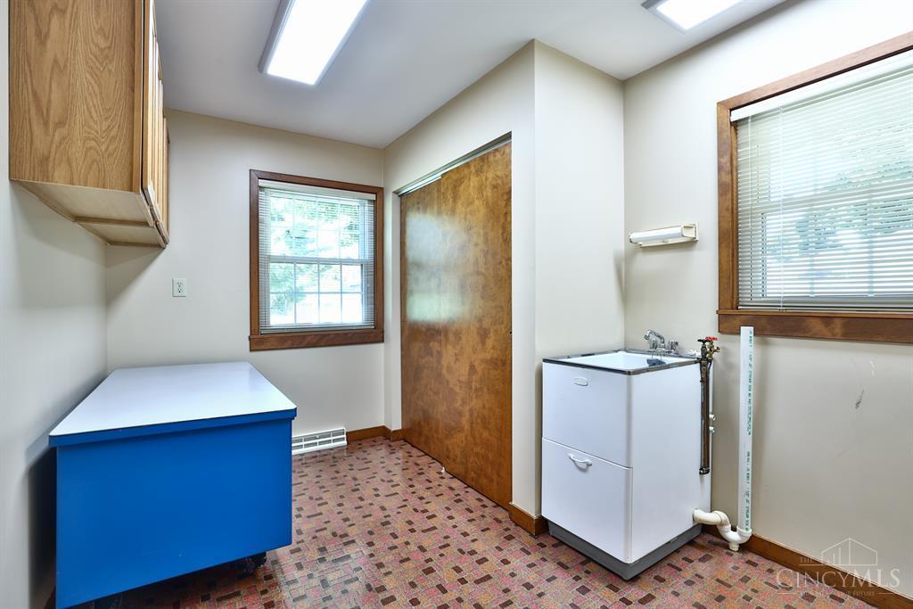 3840 Poole Road Cincinnati, OH 45251 - Photo 28 of 48 Gallery Image 28