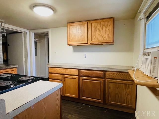 118 East Spencer Road Hurt, VA 24563 - Photo 7 of 20