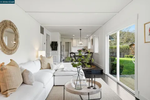 $1,950,000 | 152 Walford Drive, Moraga, CA 94556