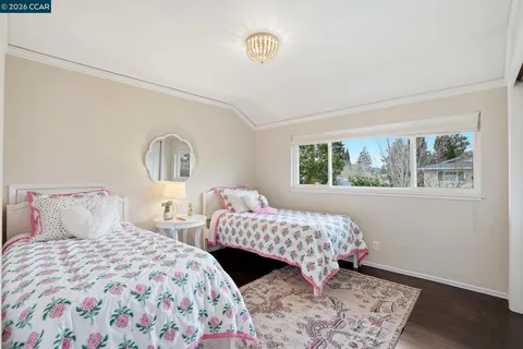 $1,950,000 | 152 Walford Drive, Moraga, CA 94556