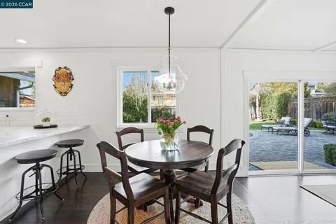 $1,950,000 | 152 Walford Drive, Moraga, CA 94556