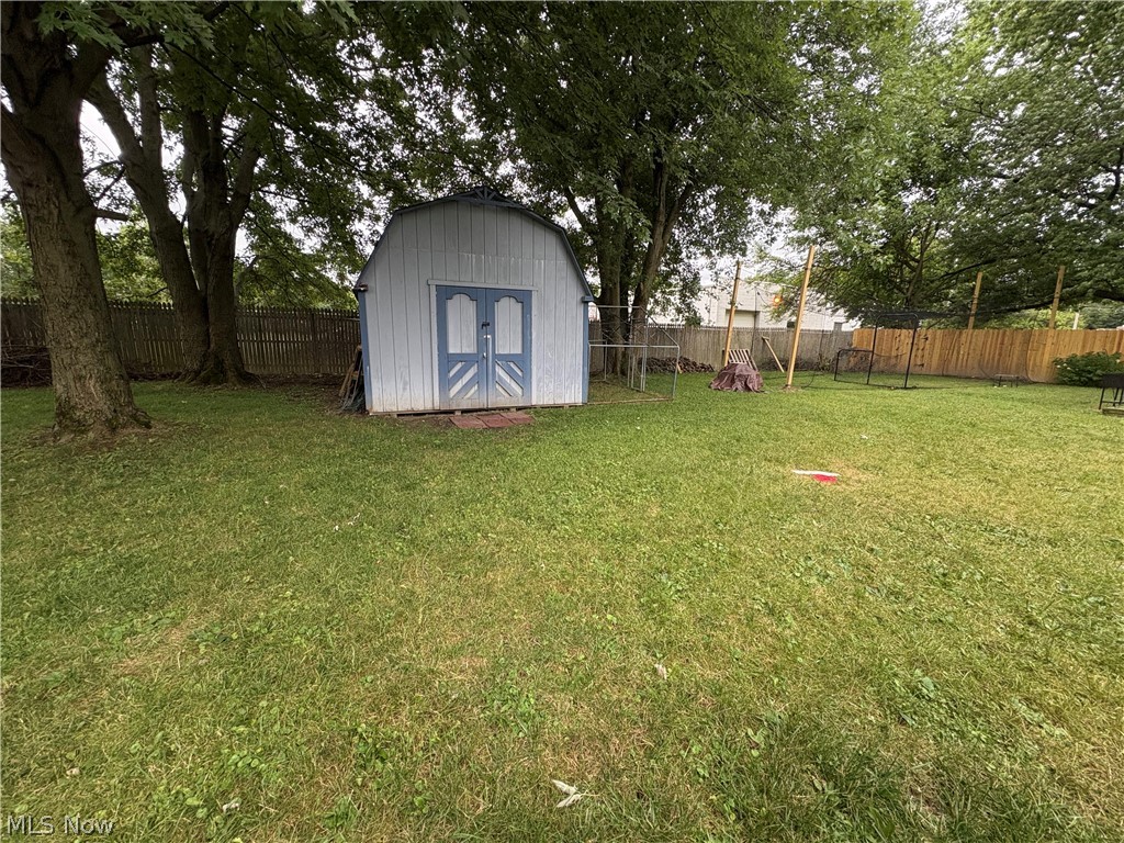 110 Habant Road Amherst, OH 44001 - Photo 37 of 45