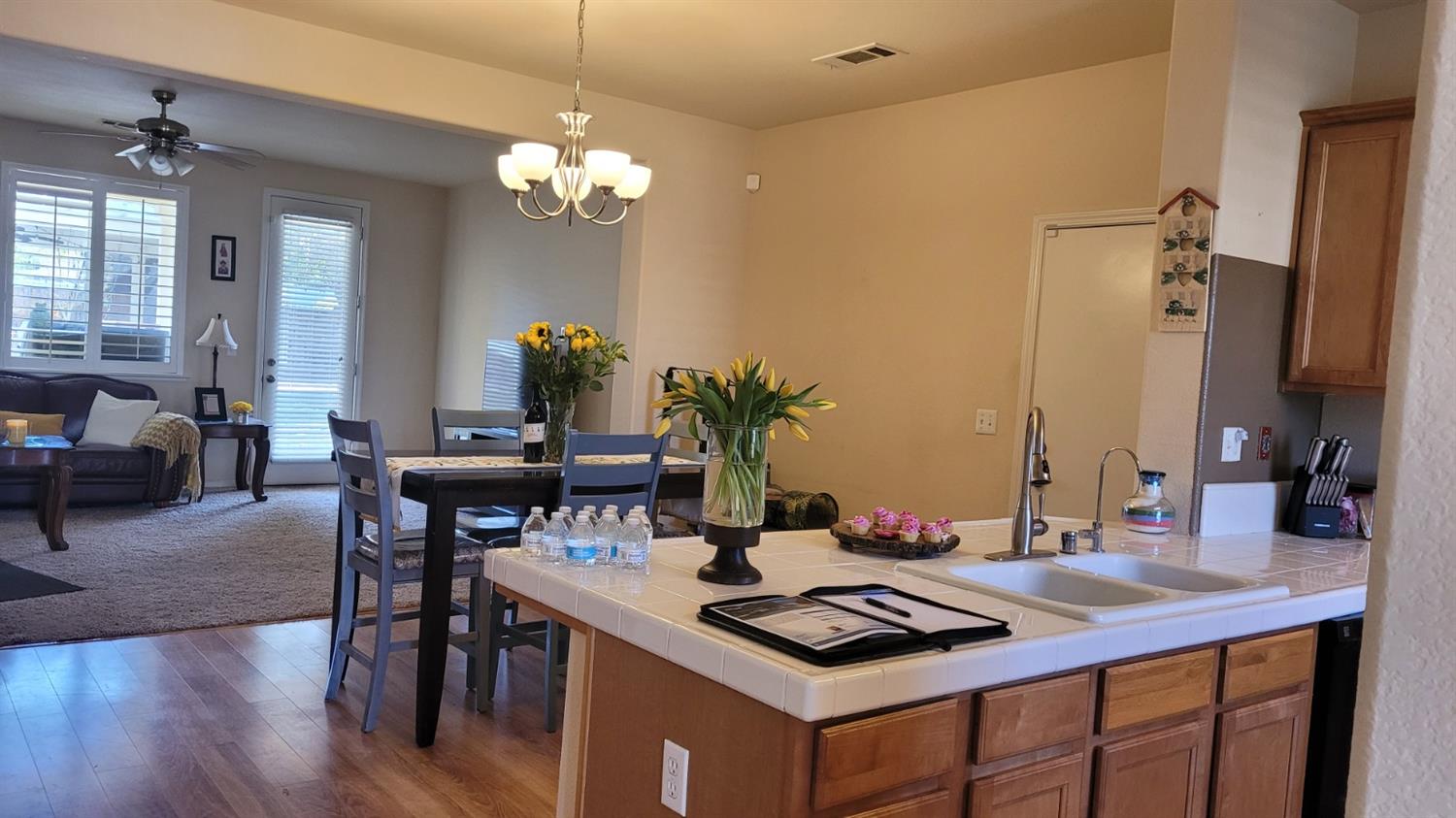 421 Sierra Avenue Reedley, CA 93654 - Photo 11 of 26 Gallery Image 11