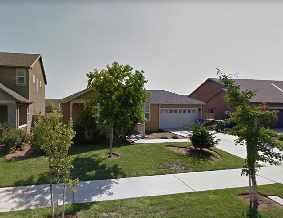 421 Sierra Avenue Reedley, CA 93654 - Photo 2 of 26 Gallery Image 2