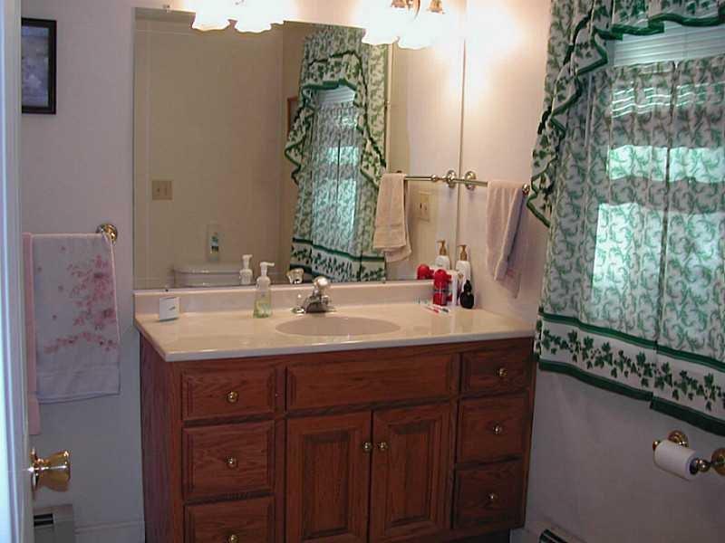 37 Thomas Pond Shore Road Casco, ME 04015 - Photo 13 of 35 Photo