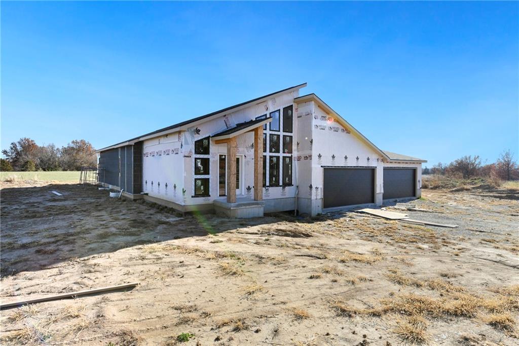 7915 South Old Major Road Grain Valley, MO 64029 - Photo 3 of 41