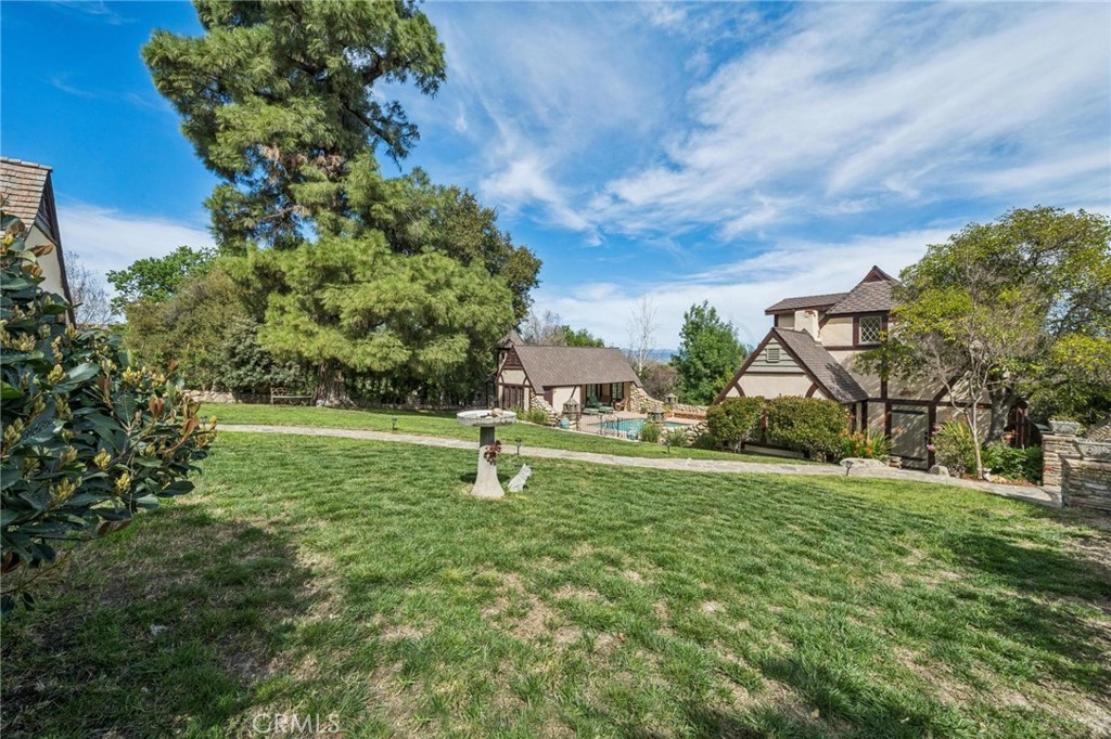 23021 8th Street Newhall, CA 91321 - Photo 4 of 75