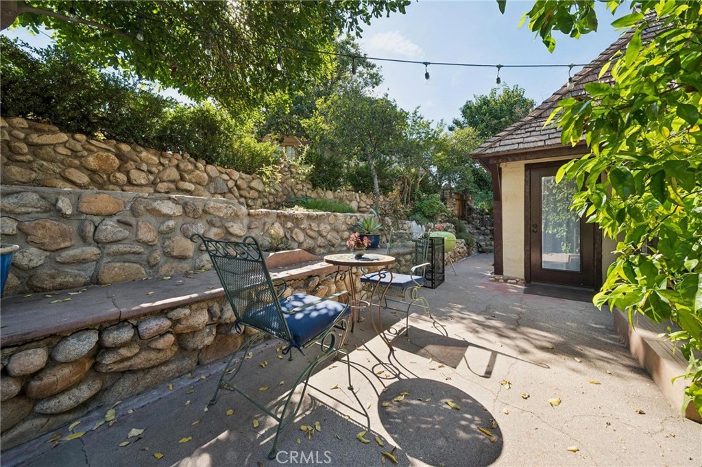 23021 8th Street Newhall, CA 91321 - Photo 46 of 75