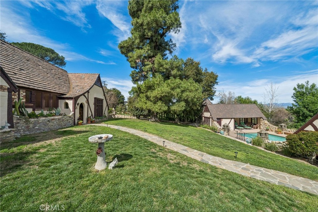 23021 8th Street Newhall, CA 91321 - Photo 6 of 75