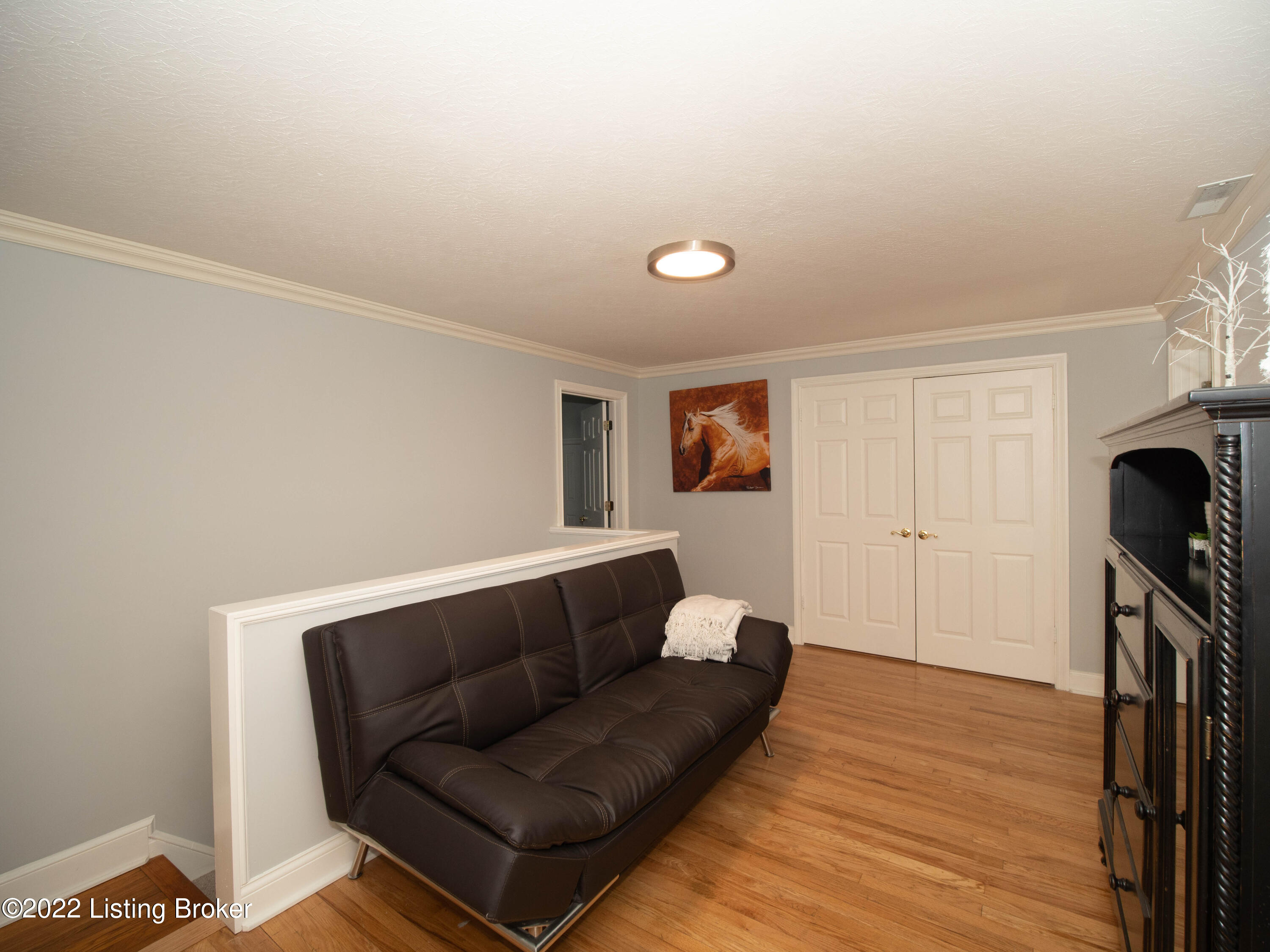 7206 Covered Bridge Road Prospect, KY 40059 - Photo 50 of 67 Sitting area top of stairs