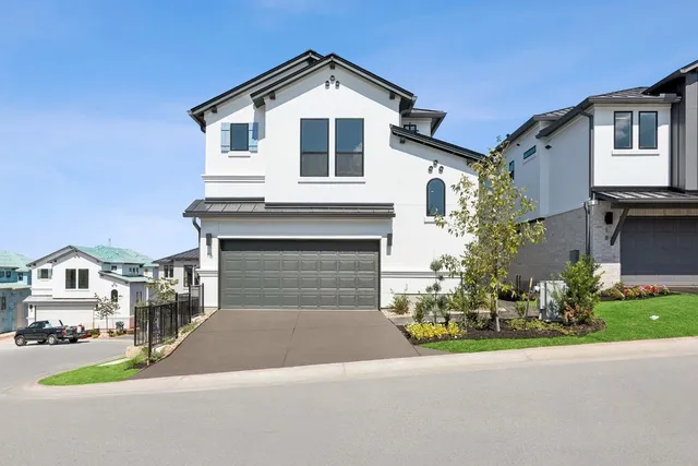 $715,000 | 16 Maybury Way, Lakeway, TX 78738