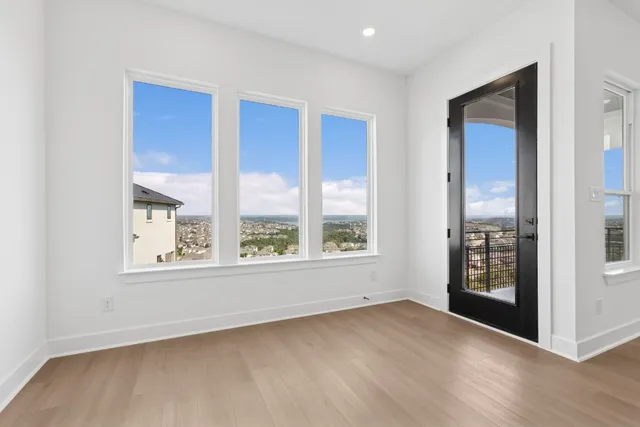 $715,000 | 16 Maybury Way, Lakeway, TX 78738