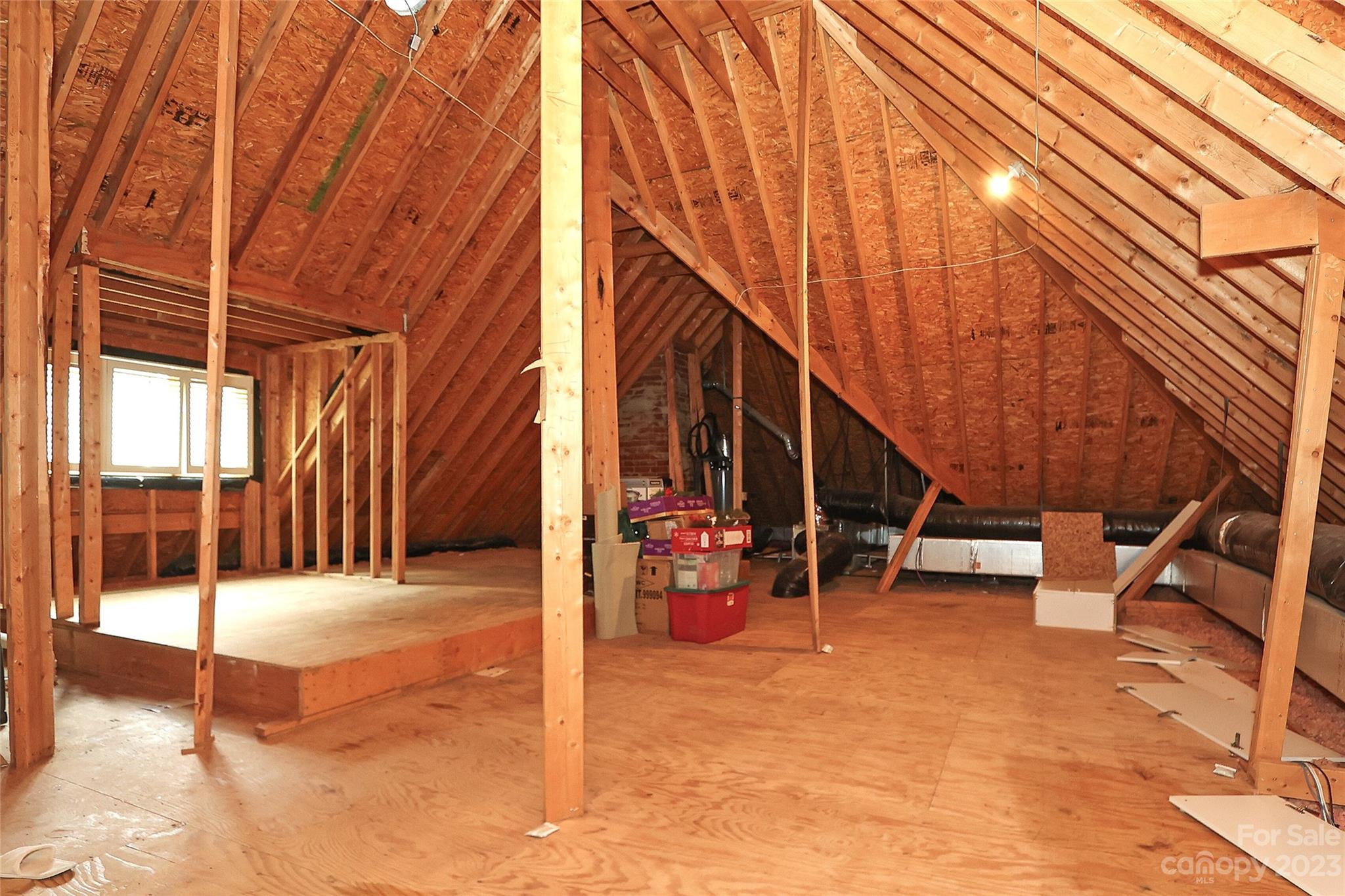 2416 Warburton Road Charlotte, NC 28211 - Photo 35 of 46 a view of a patio with table and chairs