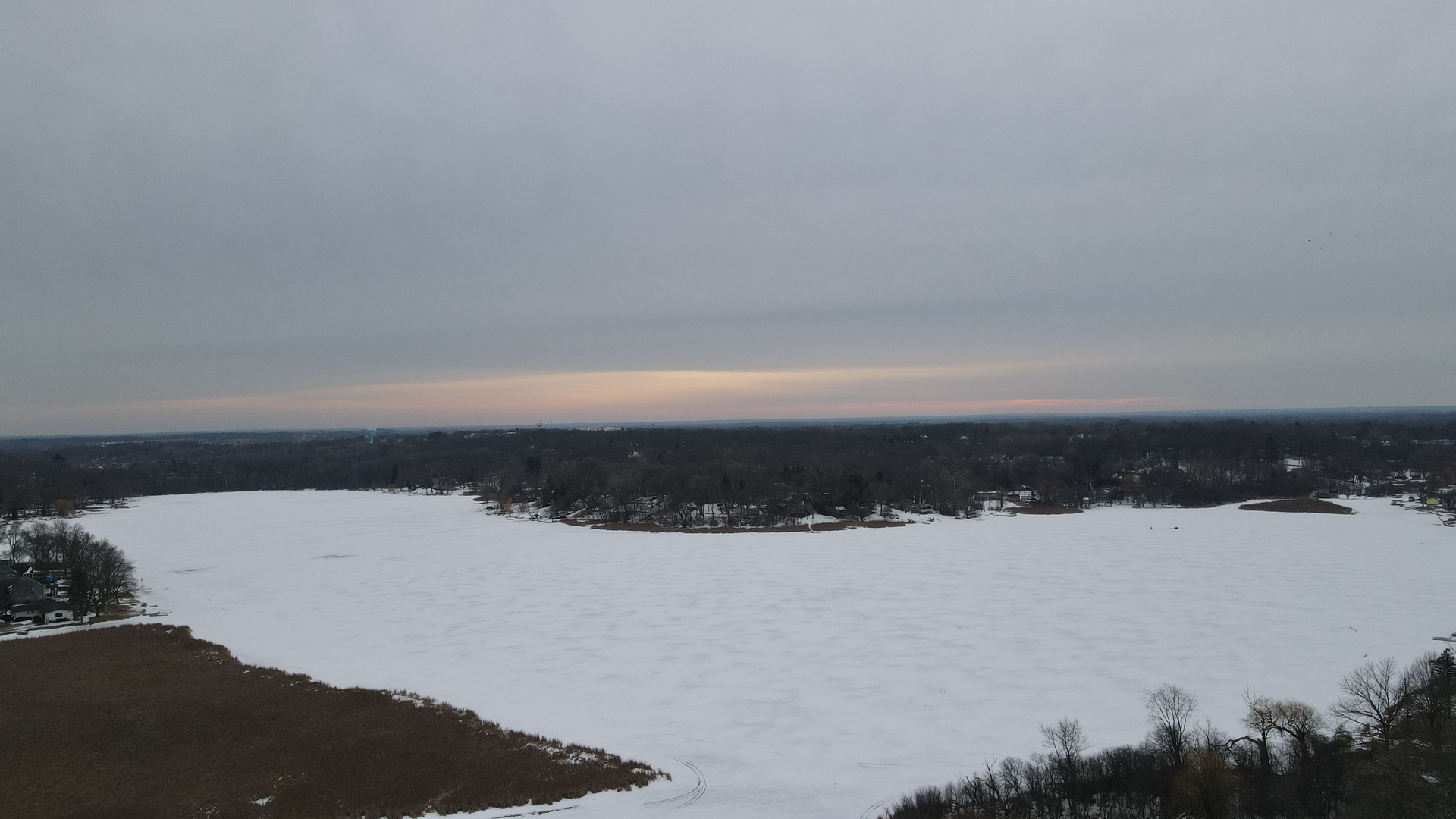 605 Rollins Road Ingleside, IL 60041 - Photo 6 of 14