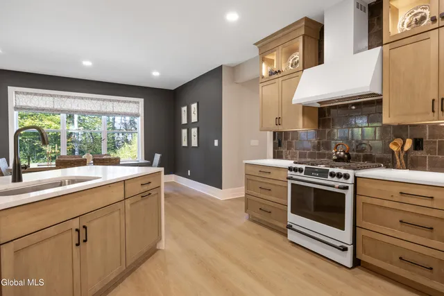 $959,980 | 34 Tamarack Street, Ballston, NY 12019