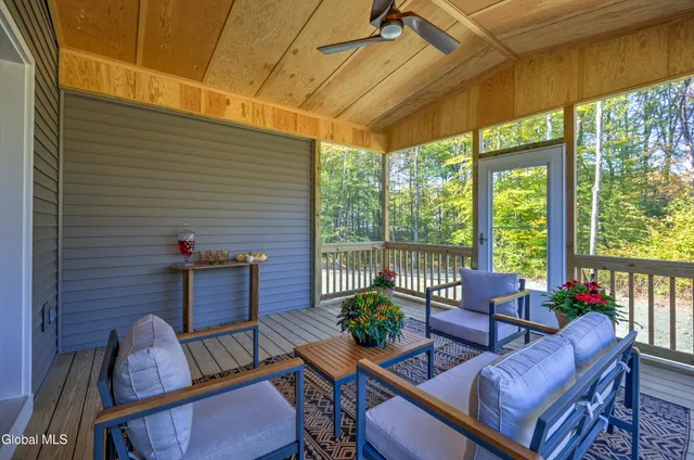 $959,980 | 34 Tamarack Street, Ballston, NY 12019