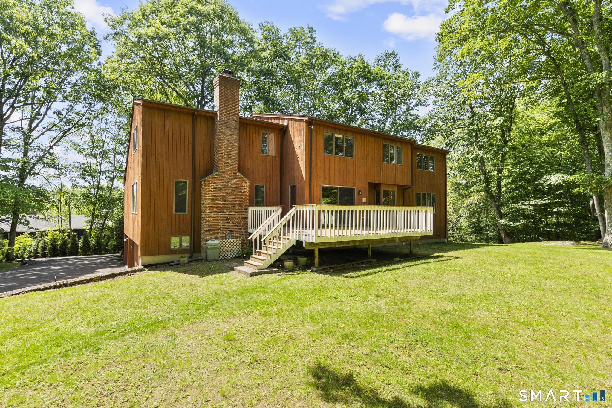 732 Den Road Stamford, CT 06903 - Photo 35 of 39