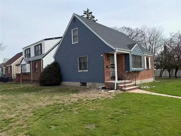 $1,280,000 | 221-01 120th Avenue | Cambria Heights