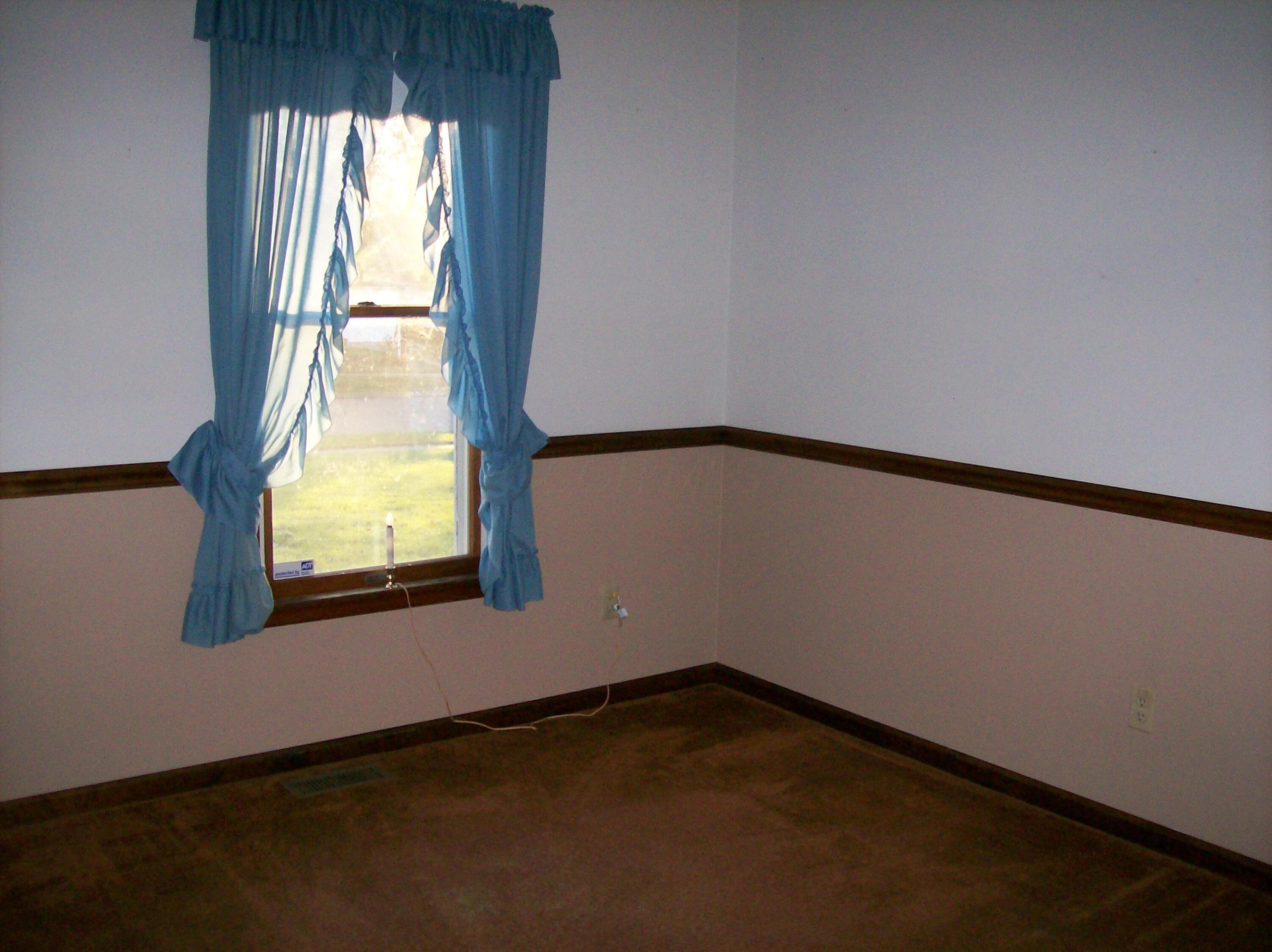417 Ridgedale Drive Circleville, OH 43113 - Photo 11 of 39 101_1456