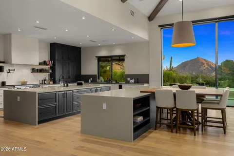 $8,500,000 | 7540 North Lakeside Lane, Paradise Valley, AZ 85253