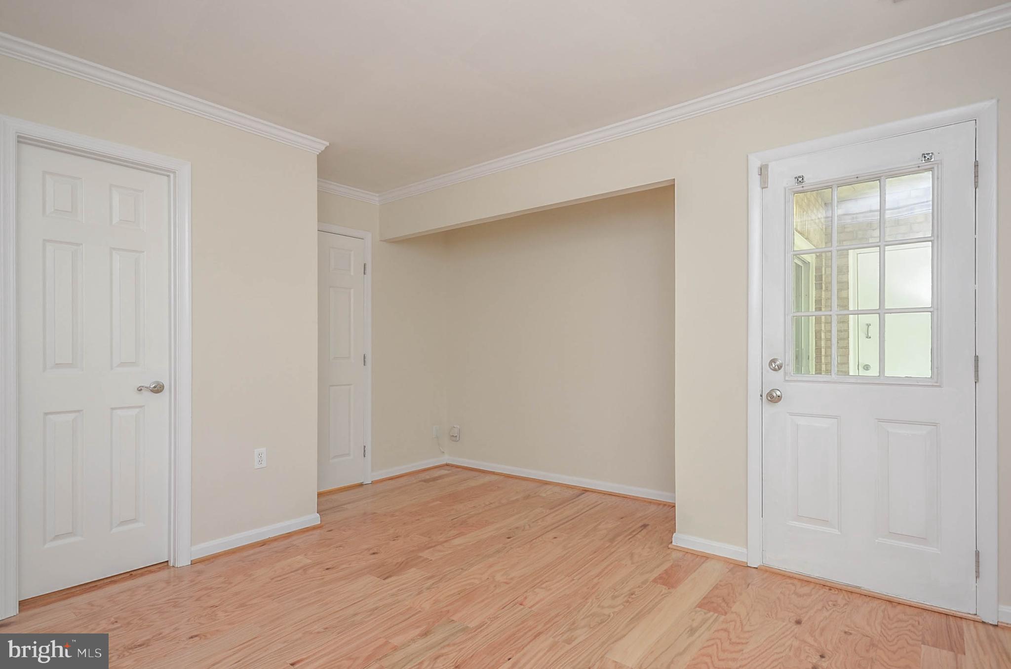 18300 Streamside Drive, Unit 103 Gaithersburg, MD 20879 - Photo 14 of 29 Second bedroom