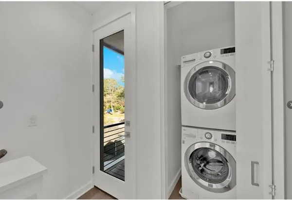 $2,999 | 203 East 46th Street, Austin, TX 78751