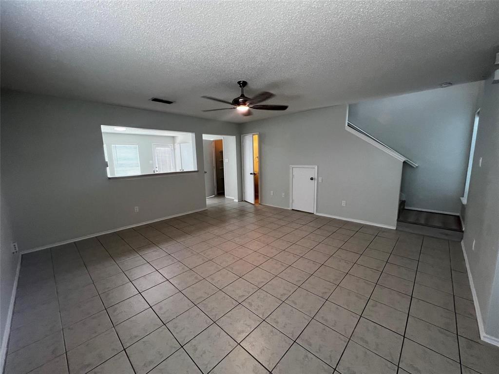 7582 Kings Trail Fort Worth, TX 76133 - Photo 3 of 26