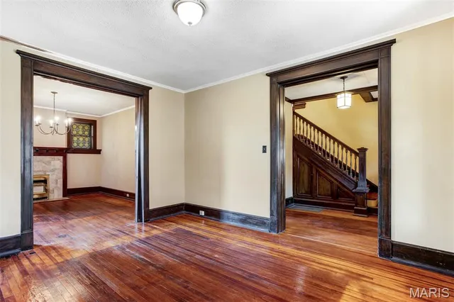 $370,000 | 2625 Arkansas Avenue, St. Louis, MO 63118