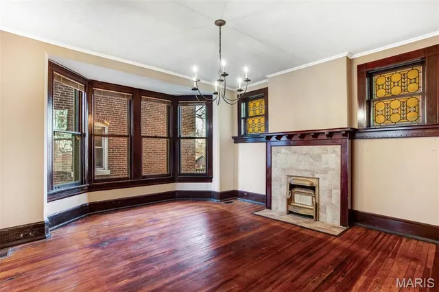 $370,000 | 2625 Arkansas Avenue, St. Louis, MO 63118