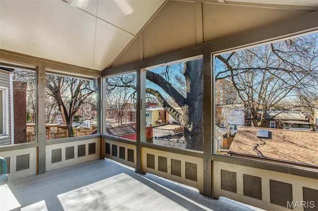 $370,000 | 2625 Arkansas Avenue, St. Louis, MO 63118