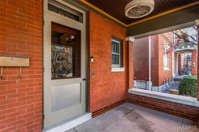 $370,000 | 2625 Arkansas Avenue, St. Louis, MO 63118