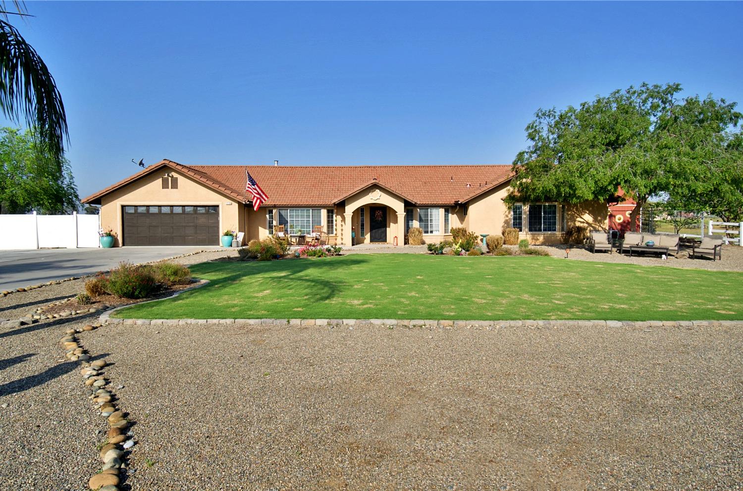 17136 Bonita Road Madera, CA 93636 - Photo 6 of 35 Gallery Image 6