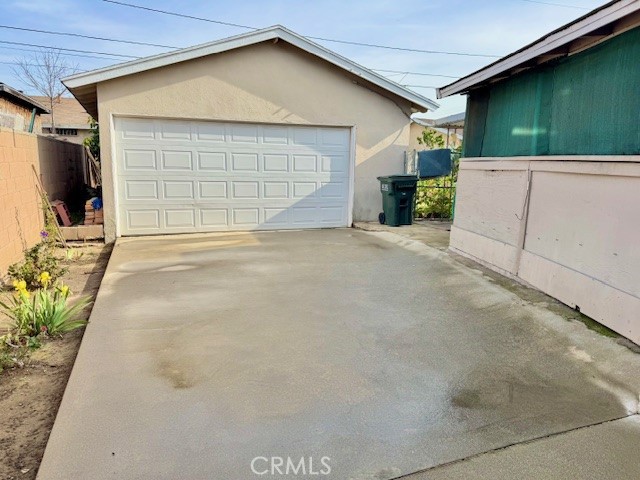14129 Ragus Street La Puente, CA 91746 - Photo 4 of 33 In addition to the 2-Car Garage!
