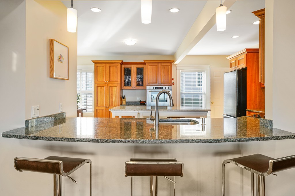 85 Bayside Road Quincy, MA 02171 - Photo 8 of 30 Gallery Image 8