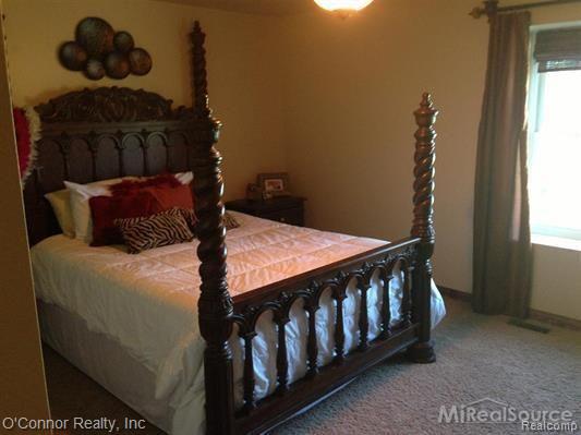 7527 Frith Road Columbus, MI 48063 - Photo 10 of 17 7527 Frith Road - master bedroom.jpg
