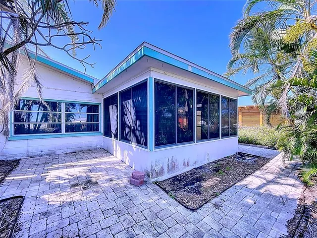 $539,000 | 440 62nd Street, Holmes Beach, FL 34217