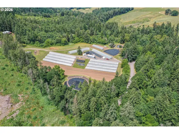 $1,099,000 | 23175 Northeast Ridge Road, Gaston, OR 97119
