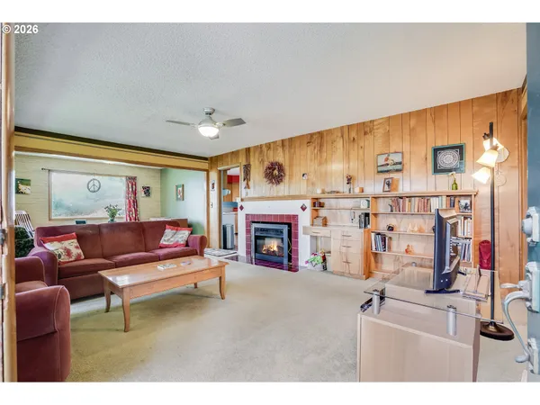 $1,099,000 | 23175 Northeast Ridge Road, Gaston, OR 97119