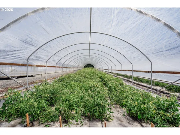 $1,099,000 | 23175 Northeast Ridge Road, Gaston, OR 97119