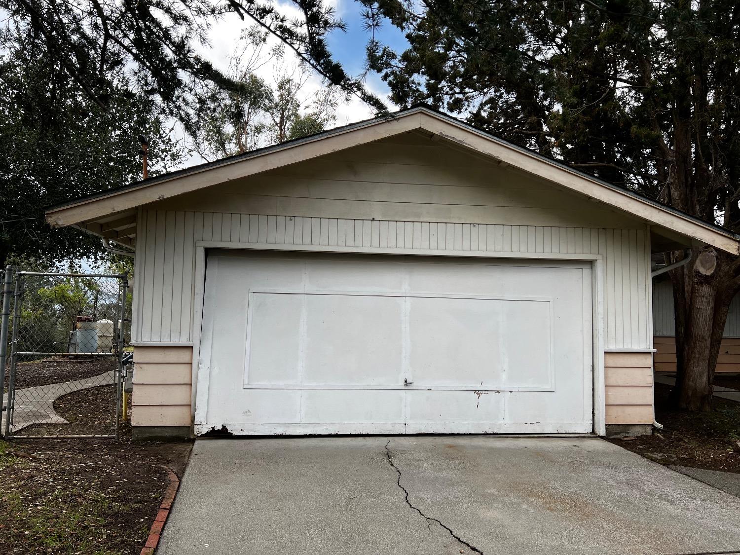 3194 Surmont Drive Lafayette, CA 94549 - Photo 40 of 40 a house with a outdoor space