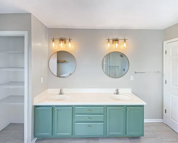 $3,495 | 2397 Molnau Court, Chaska, MN 55318