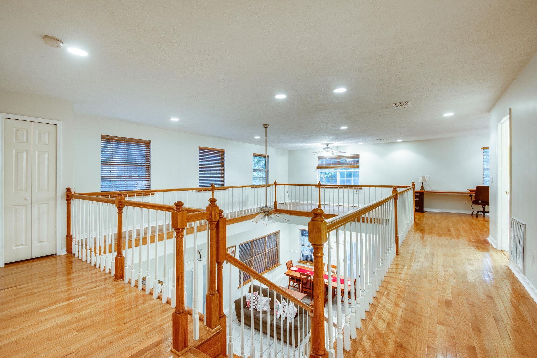 549 Porter Hollow Road Linden, TN 37096 - Photo 22 of 30 View of gorgeous wrap around balcony overlooking the living rooms.