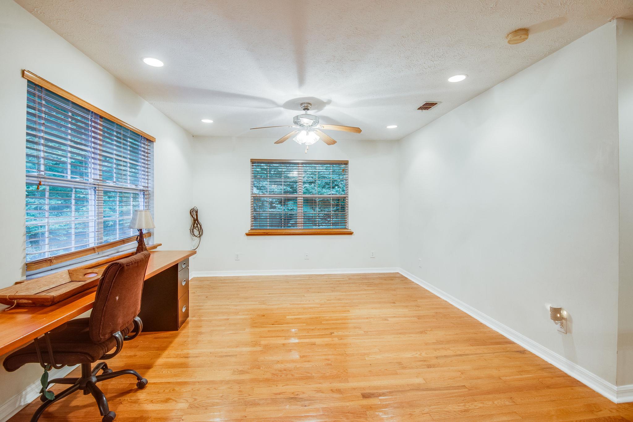 549 Porter Hollow Road Linden, TN 37096 - Photo 23 of 30 Open area upstairs will make great office, hobby room, library or rec room!
