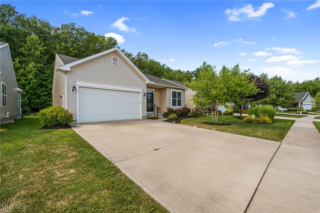 6472 Amber Way North Ridgeville, OH 44039 - Photo 2 of 29 Gallery Image 2