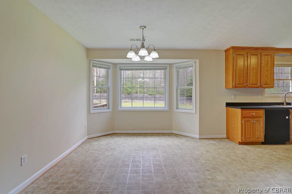 6181 Glenns Road Gloucester, VA 23061 - Photo 6 of 25 Gallery Image 6