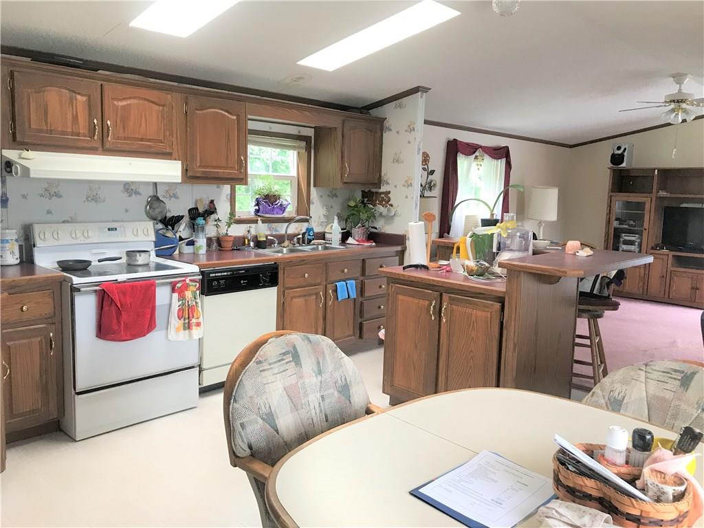 502 Amy Lane Rochester, PA 15074 - Photo 3 of 14