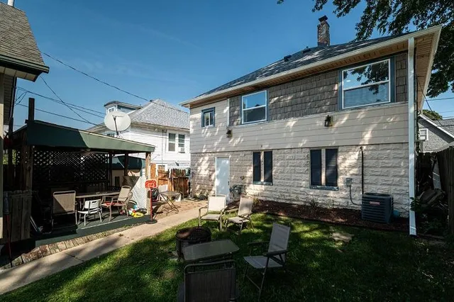 $479,900 | 2054 South 77th Street, Unit 2056, West Allis, WI 53219