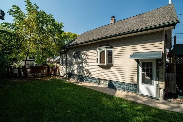 $479,900 | 2054 South 77th Street, Unit 2056, West Allis, WI 53219